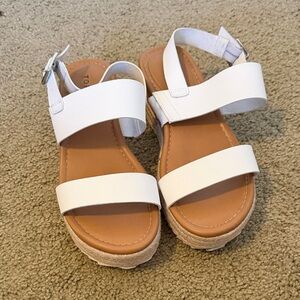 Torrid size 7.5 White Platform Espadrille Sandals - Women